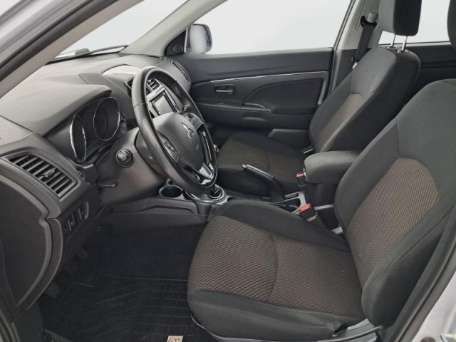 Mitsubishi ASX  1.6 MIVEC 