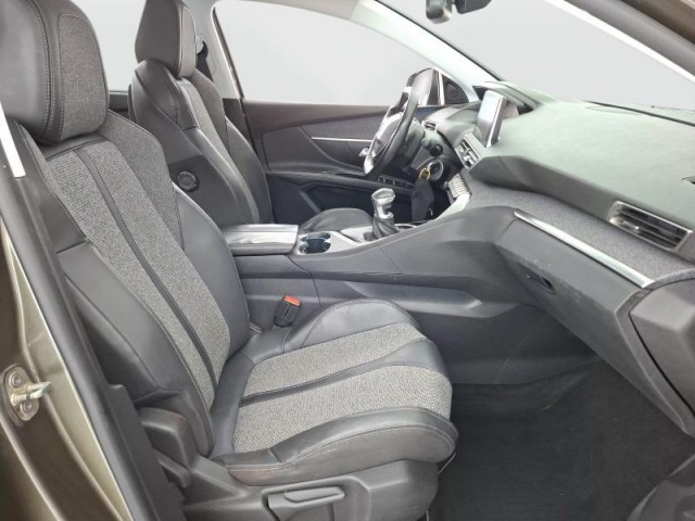 Peugeot 5008  1.6 BlueHDi 