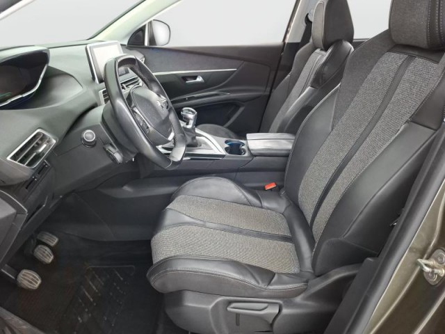 Peugeot 5008  1.6 BlueHDi 