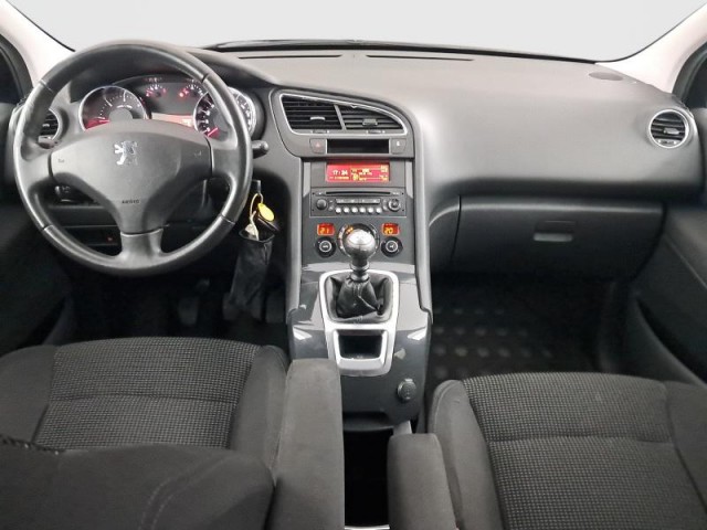 Peugeot 5008  1.6 HDi 