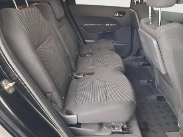 Peugeot 5008  1.6 HDi 