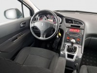 Peugeot 5008  1.6 HDi 