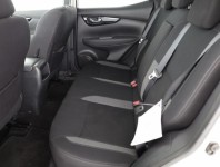 Nissan Qashqai  1.3 DIG-T 