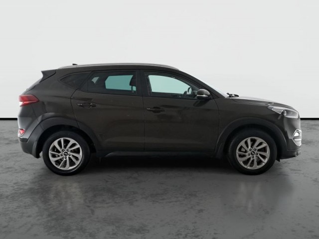 Hyundai Tucson  1.7 CRDi Trikolor