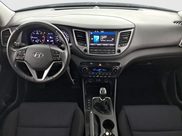 Hyundai Tucson  1.7 CRDi Trikolor