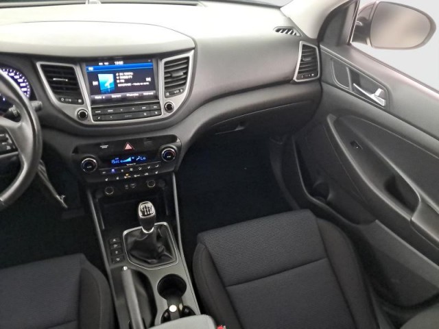 Hyundai Tucson  1.7 CRDi Trikolor