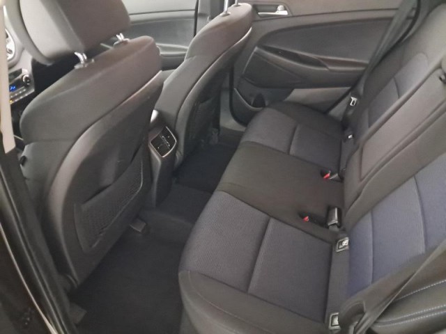 Hyundai Tucson  1.7 CRDi Trikolor