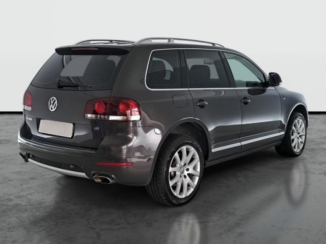 Volkswagen Touareg  3.0 TDI R-Line