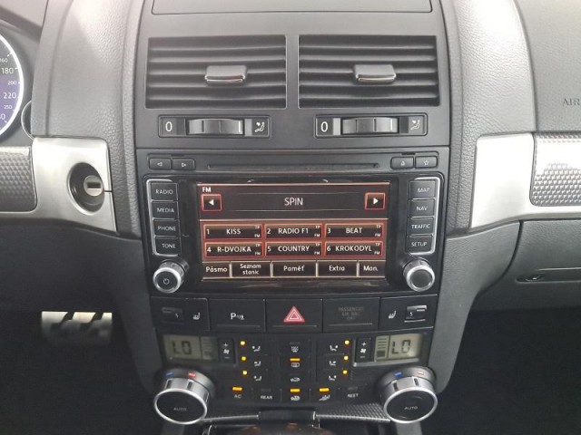 Volkswagen Touareg  3.0 TDI R-Line