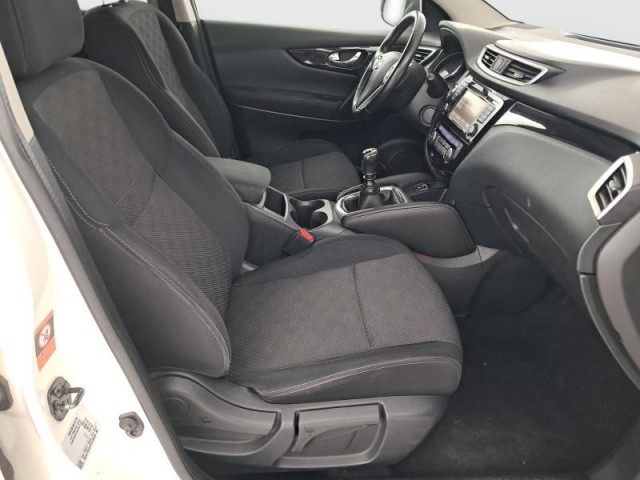 Nissan Qashqai  1.2 DIG-T 
