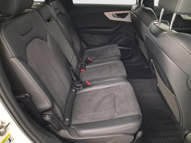 Audi Q7  55 TFSI S-Line