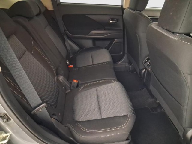 Mitsubishi Outlander  2.0 Intense
