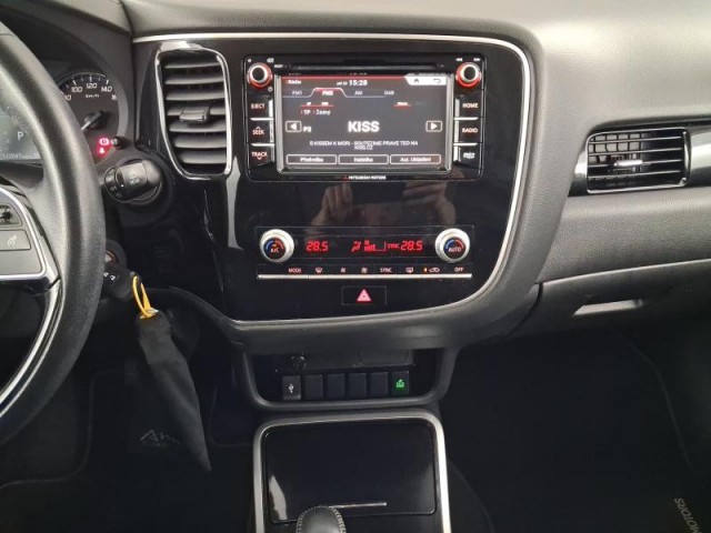 Mitsubishi Outlander  2.0 Intense