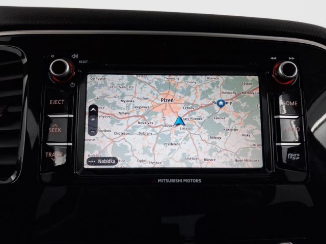 Mitsubishi Outlander  2.0 Intense