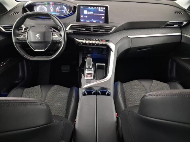Peugeot 3008  1.2 PureTech 