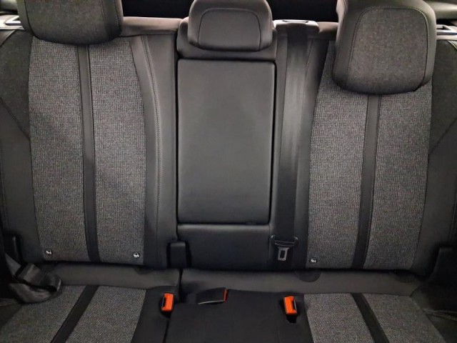 Peugeot 3008  1.2 PureTech 