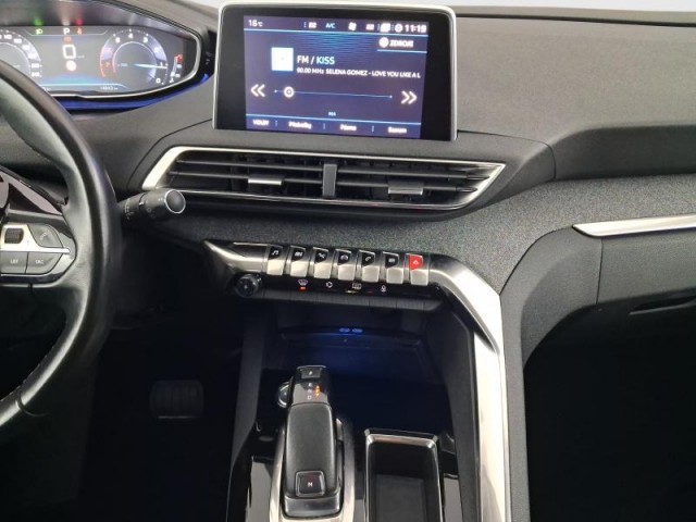 Peugeot 3008  1.2 PureTech 
