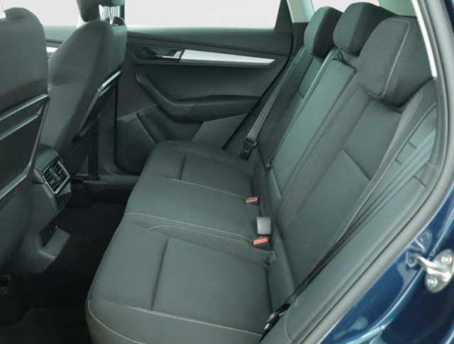 Škoda Karoq  1.5 TSI 