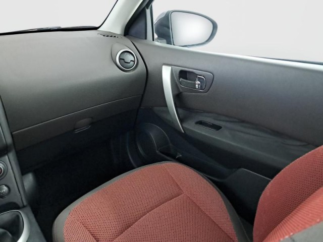 Nissan Qashqai  2.0 