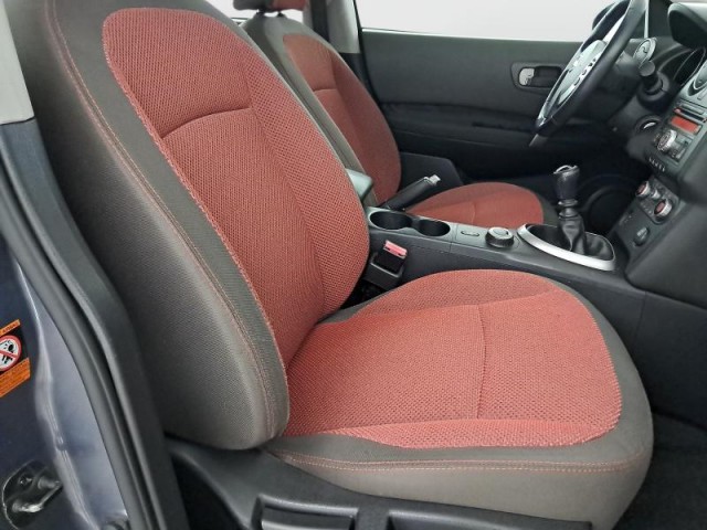 Nissan Qashqai  2.0 