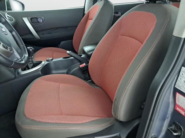 Nissan Qashqai  2.0 