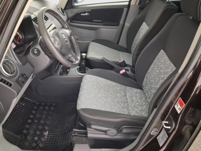 Suzuki SX4  1.6 VVT 