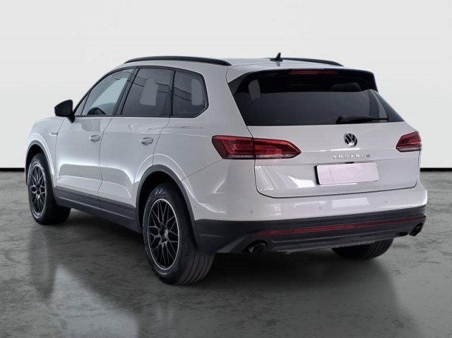 Volkswagen Touareg  3.0 TDI 