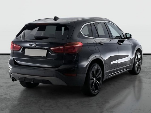 BMW X1  sDrive18d Sport Line