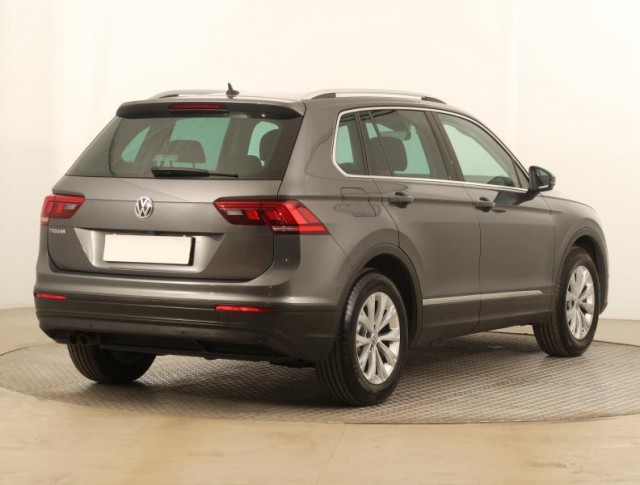 Volkswagen Tiguan  1.5 TSI 