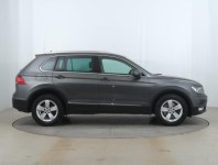 Volkswagen Tiguan  2.0 TSI 