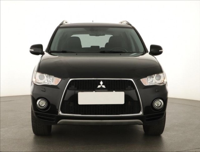 Mitsubishi Outlander  2.0 