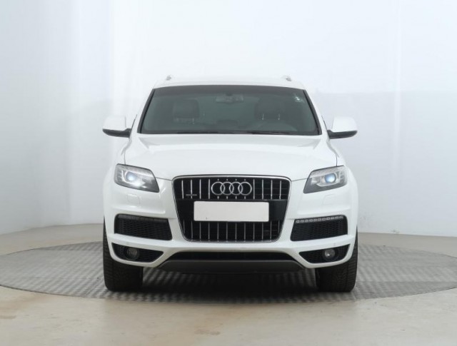 Audi Q7  3.0 TDI 