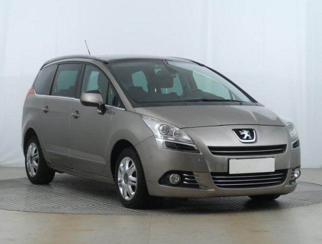 Peugeot 5008  2.0 HDI 