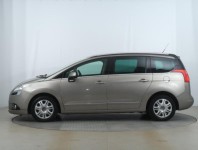 Peugeot 5008  2.0 HDI 