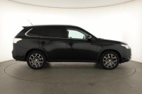 Mitsubishi Outlander  2.2 DI-D 