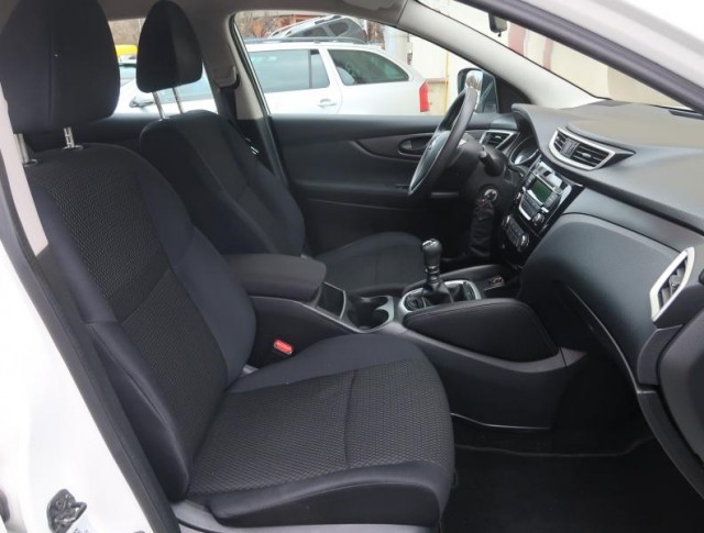 Nissan Qashqai  1.5 dCi 