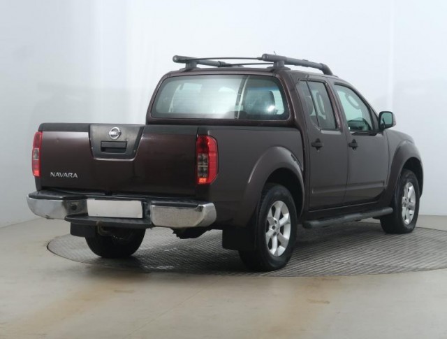 Nissan Navara  2.5 D 