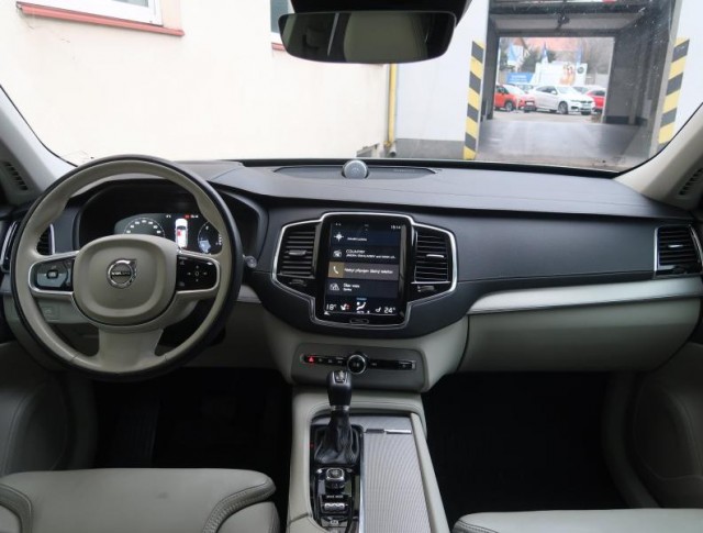 Volvo XC90  D5 AWD 