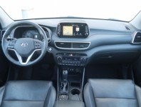 Hyundai Tucson  2.0 CRDi 