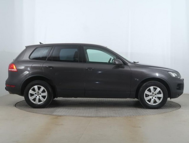 Volkswagen Touareg  3.0 TDI 