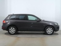 Volkswagen Touareg  3.0 TDI 