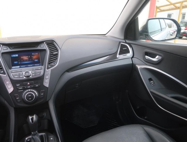 Hyundai Santa Fe  2.2 CRDi 