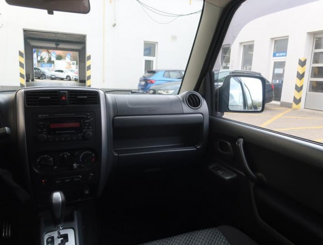 Suzuki Jimny  1.3 16V 