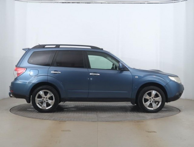 Subaru Forester  2.0 d 