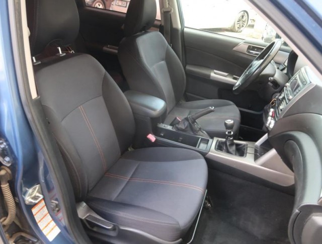 Subaru Forester  2.0 d 