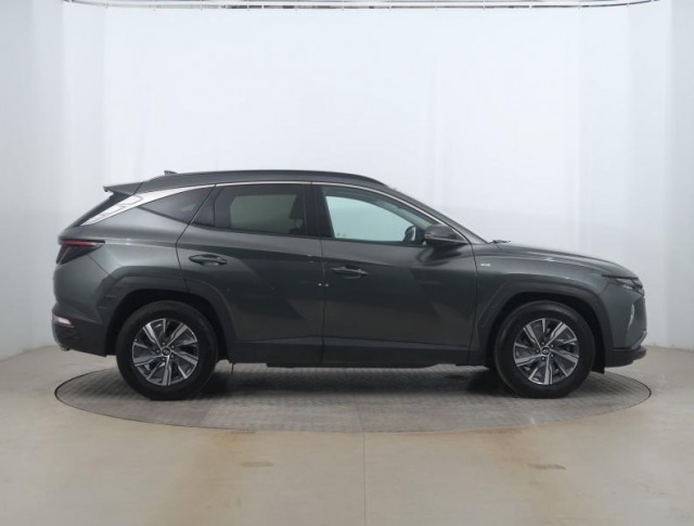 Hyundai Tucson  1.6 T-GDI 48V MHEV 