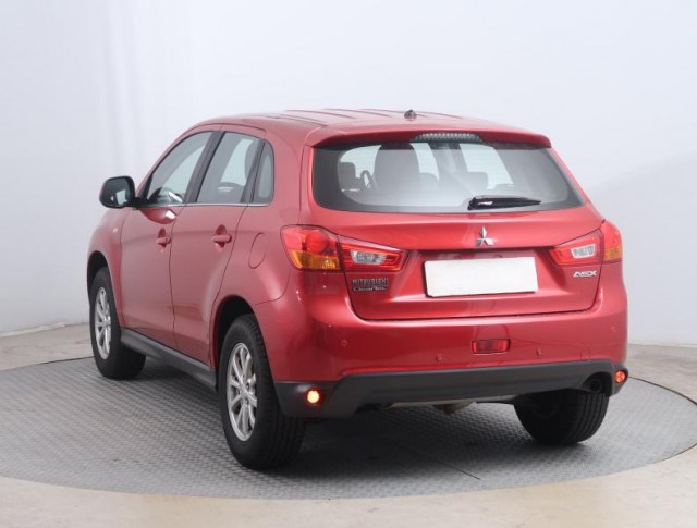 Mitsubishi ASX  1.6 MIVEC 