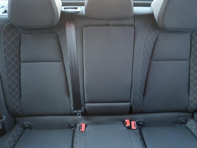 Škoda Karoq  1.5 TSI 