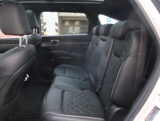 Kia Sorento  2.2 CRDi 
