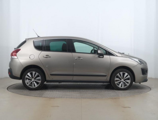 Peugeot 3008  1.6 BlueHDi 